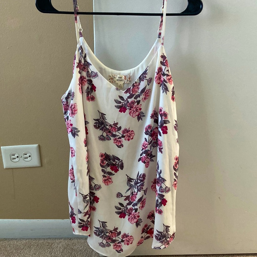 Floral tank, worn once